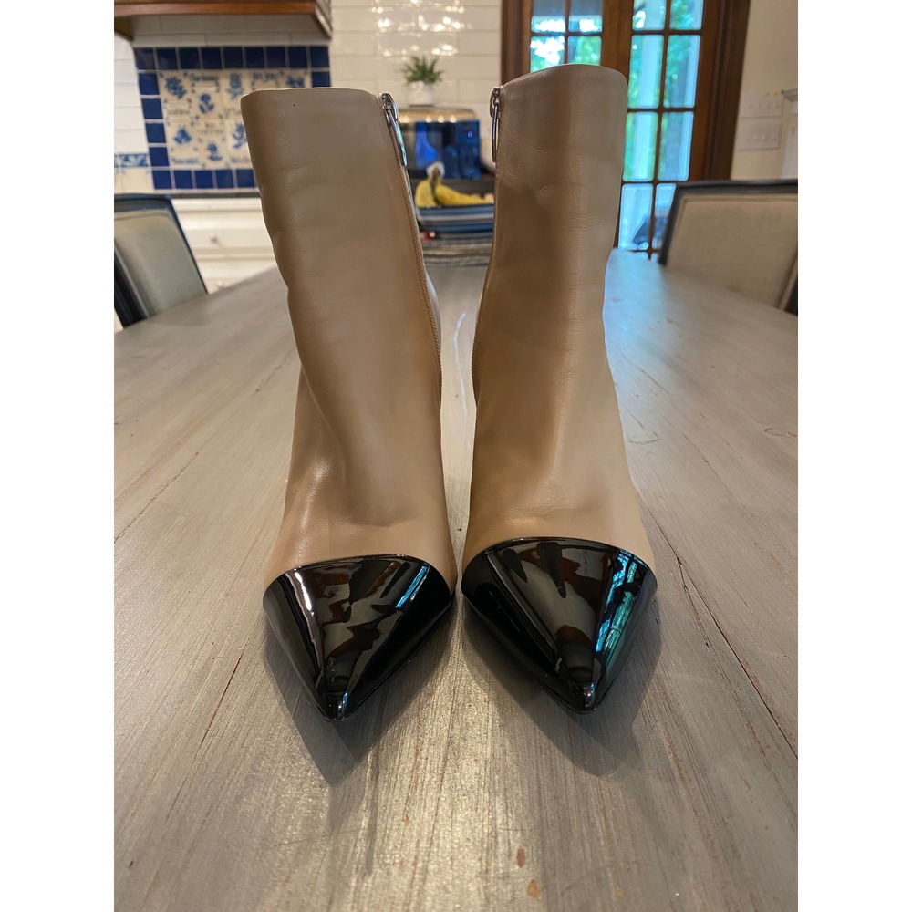 Marc Fisher Gaylena Tan Leather Black Patent Cap Toe Block Heel Bootie 7.5M